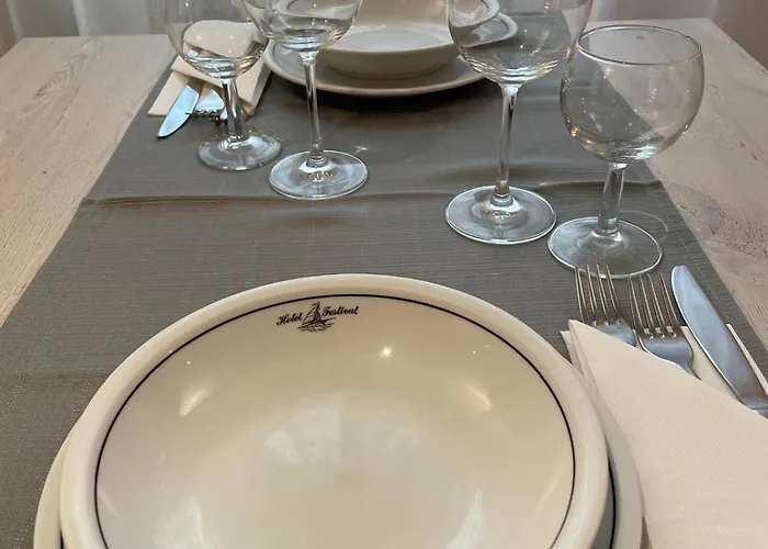 Festival Ξενοδοχείο 2*