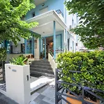 节庆酒店